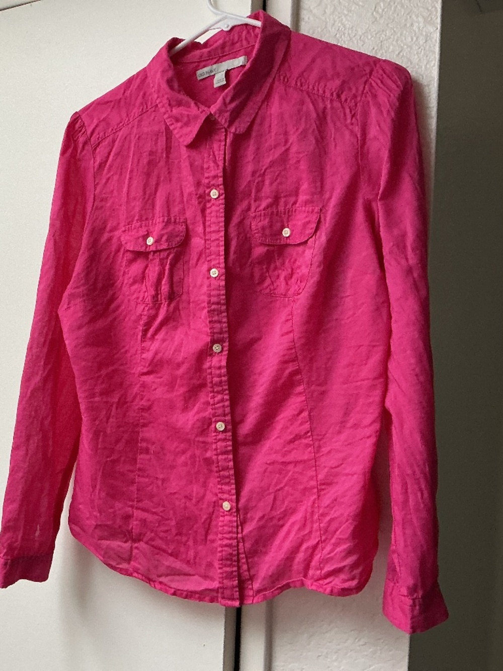 Old navy y2k pink 100 percent cotton shirt size Large